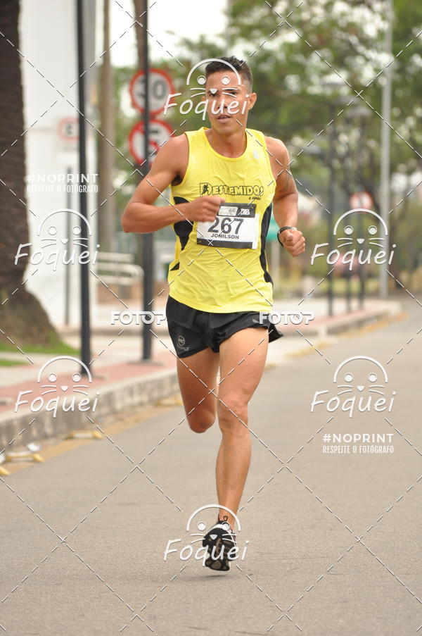 Buy your photos of the eventSantander Track&Field  Run Series - Shopping Vitria on Fotop