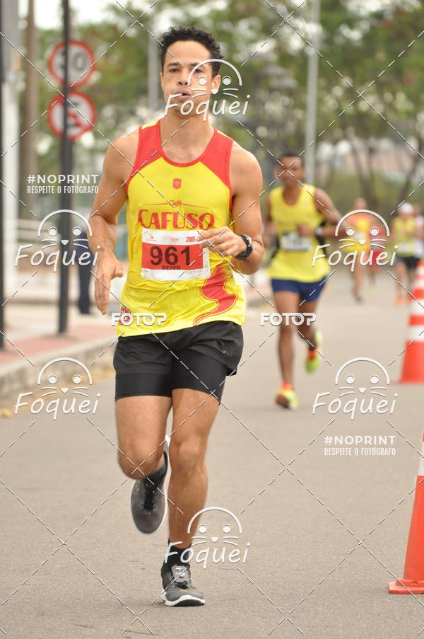 Buy your photos of the eventSantander Track&Field  Run Series - Shopping Vitria on Fotop