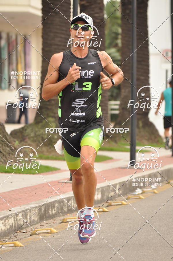 Buy your photos of the eventSantander Track&Field  Run Series - Shopping Vitria on Fotop