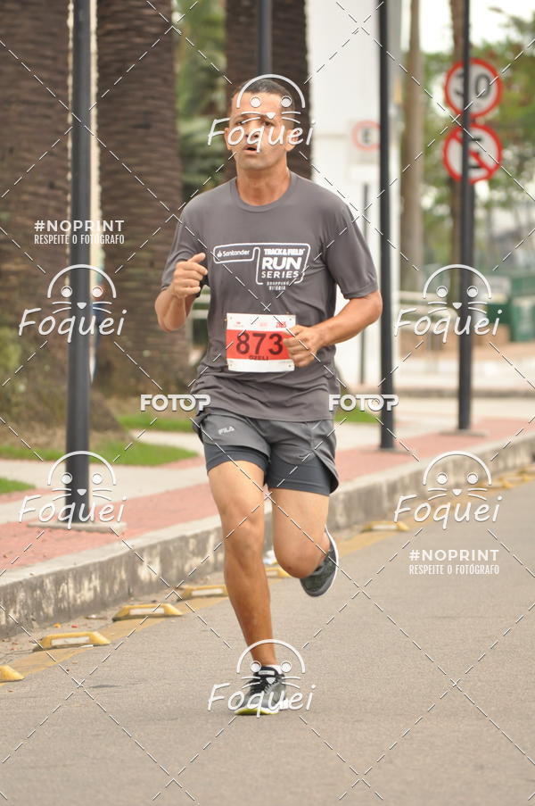 Buy your photos of the eventSantander Track&Field  Run Series - Shopping Vitria on Fotop