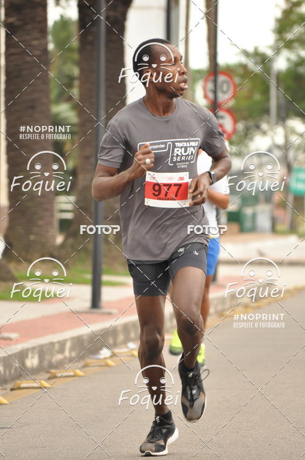 Buy your photos of the eventSantander Track&Field  Run Series - Shopping Vitria on Fotop