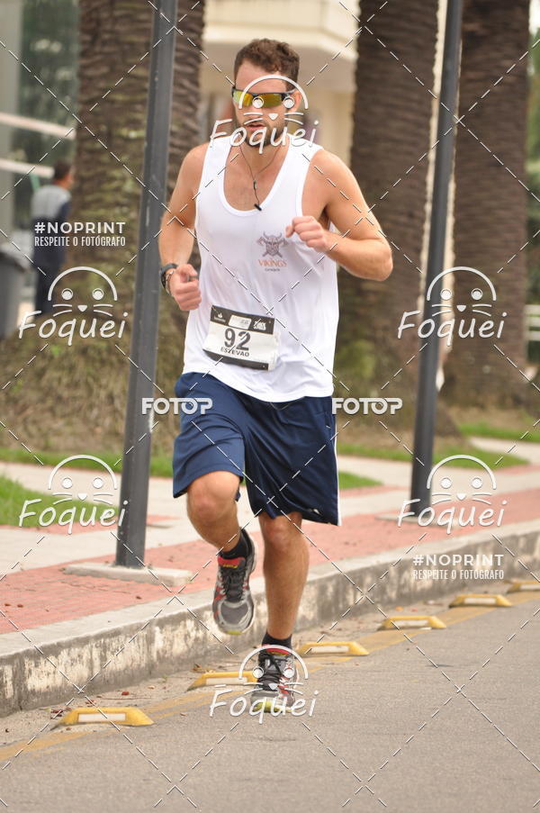 Buy your photos of the eventSantander Track&Field  Run Series - Shopping Vitria on Fotop