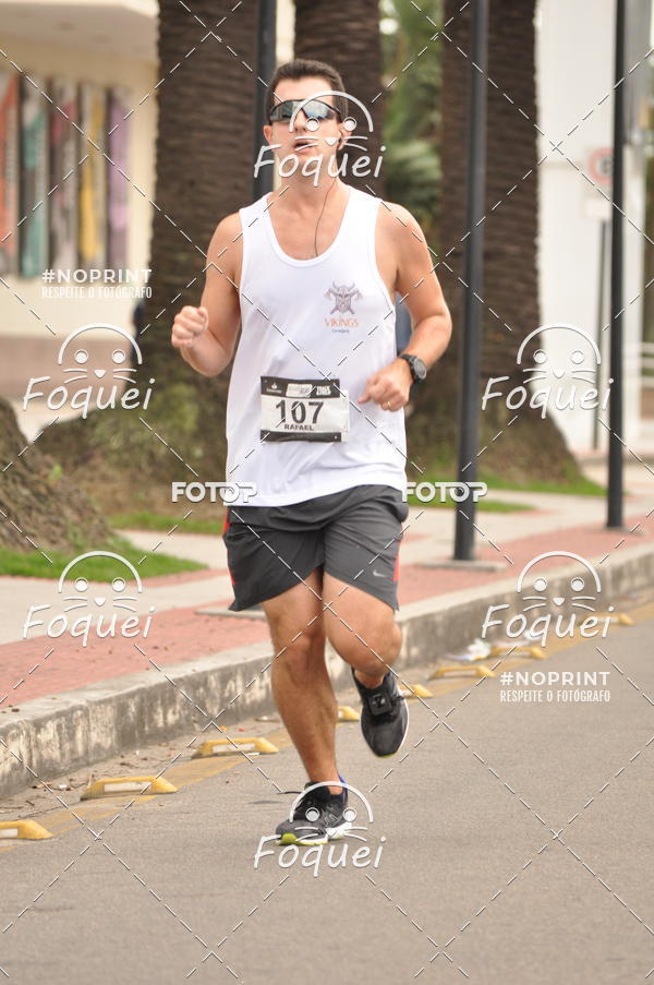 Buy your photos of the eventSantander Track&Field  Run Series - Shopping Vitria on Fotop