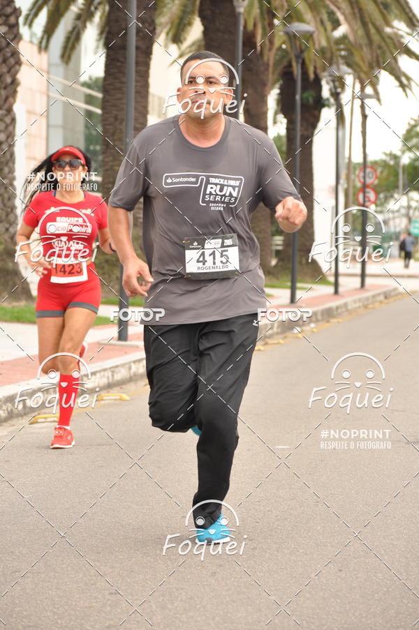 Buy your photos of the eventSantander Track&Field  Run Series - Shopping Vitria on Fotop