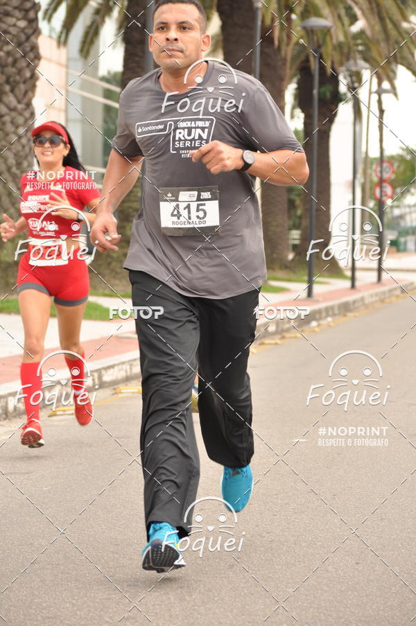Buy your photos of the eventSantander Track&Field  Run Series - Shopping Vitria on Fotop