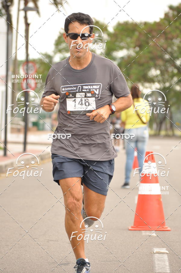 Buy your photos of the eventSantander Track&Field  Run Series - Shopping Vitria on Fotop