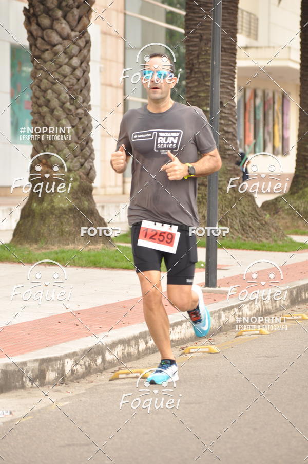 Buy your photos of the eventSantander Track&Field  Run Series - Shopping Vitria on Fotop