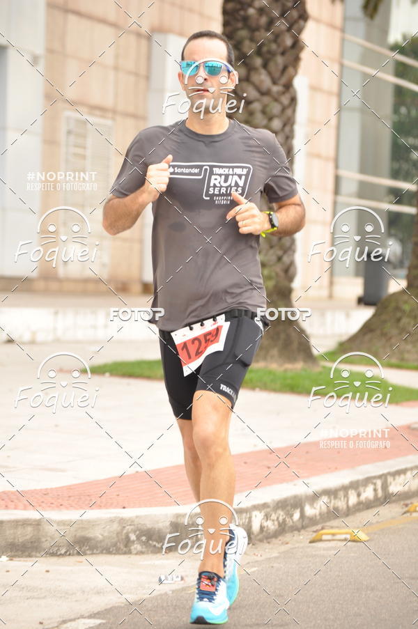Buy your photos of the eventSantander Track&Field  Run Series - Shopping Vitria on Fotop