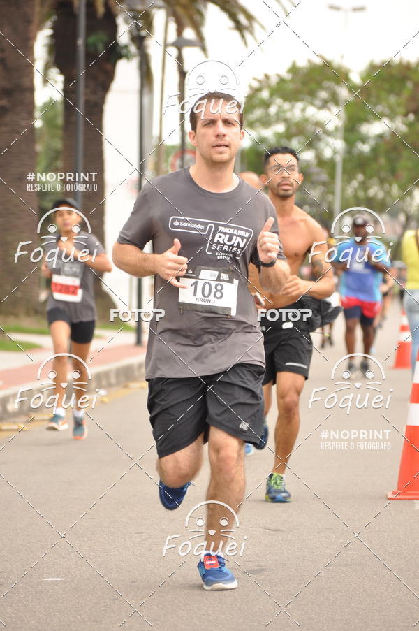 Buy your photos of the eventSantander Track&Field  Run Series - Shopping Vitria on Fotop