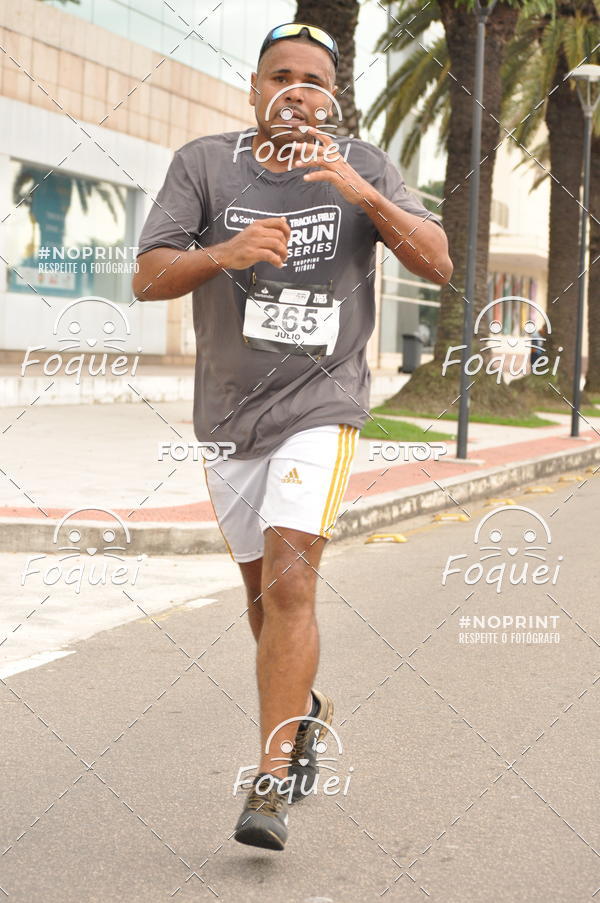 Buy your photos of the eventSantander Track&Field  Run Series - Shopping Vitria on Fotop