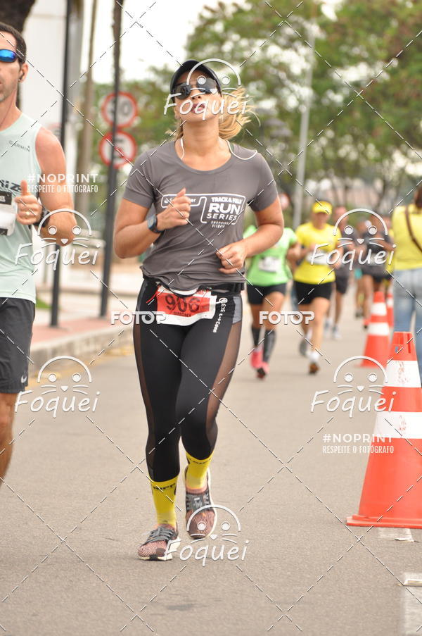 Buy your photos of the eventSantander Track&Field  Run Series - Shopping Vitria on Fotop