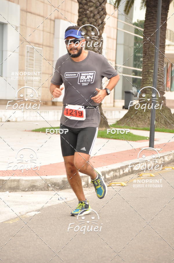 Buy your photos of the eventSantander Track&Field  Run Series - Shopping Vitria on Fotop