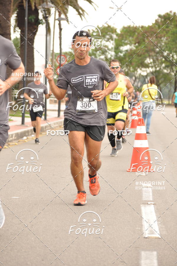Buy your photos of the eventSantander Track&Field  Run Series - Shopping Vitria on Fotop