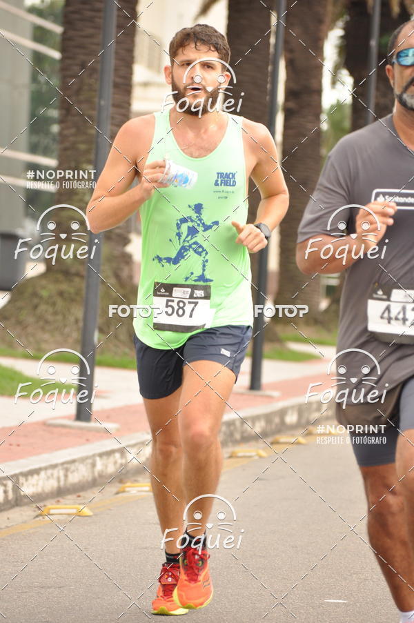 Buy your photos of the eventSantander Track&Field  Run Series - Shopping Vitria on Fotop