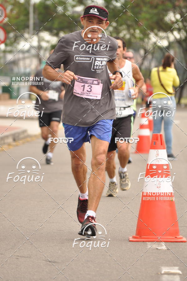 Buy your photos of the eventSantander Track&Field  Run Series - Shopping Vitria on Fotop