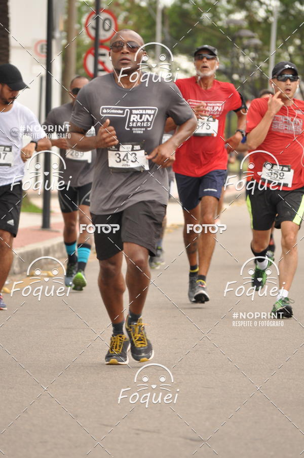 Buy your photos of the eventSantander Track&Field  Run Series - Shopping Vitria on Fotop