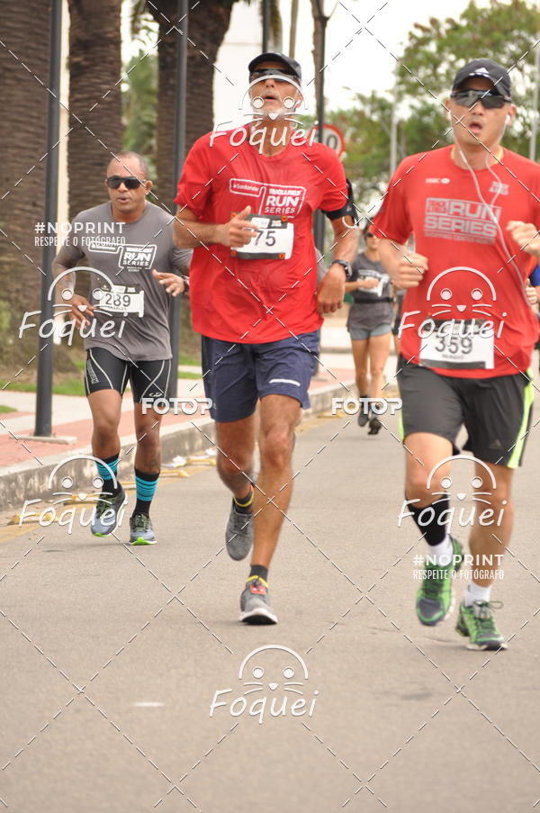 Buy your photos of the eventSantander Track&Field  Run Series - Shopping Vitria on Fotop