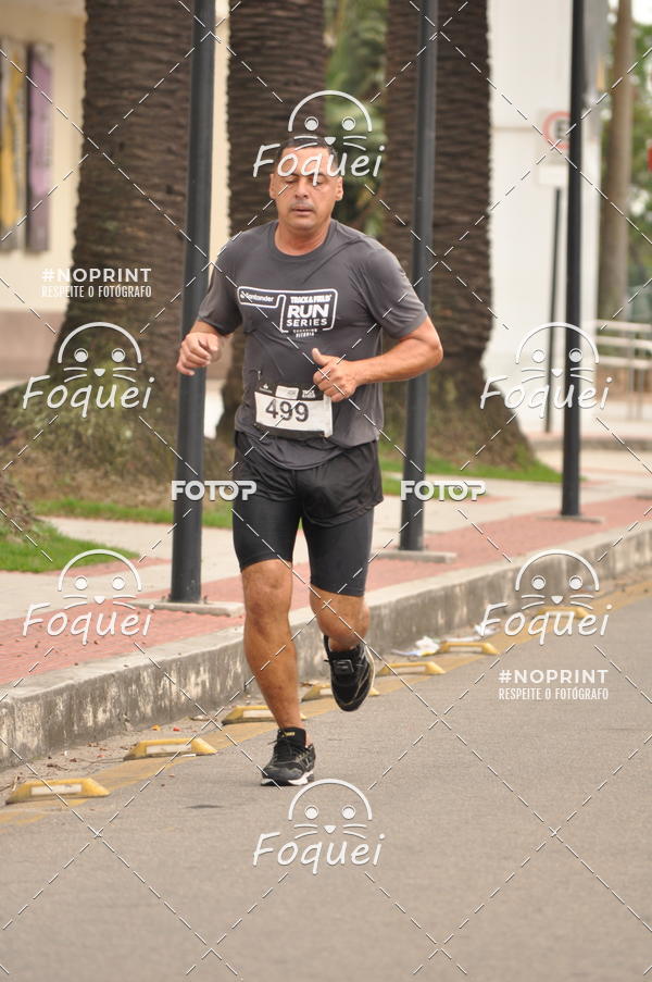 Buy your photos of the eventSantander Track&Field  Run Series - Shopping Vitria on Fotop