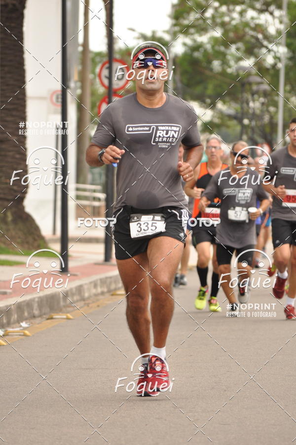 Buy your photos of the eventSantander Track&Field  Run Series - Shopping Vitria on Fotop