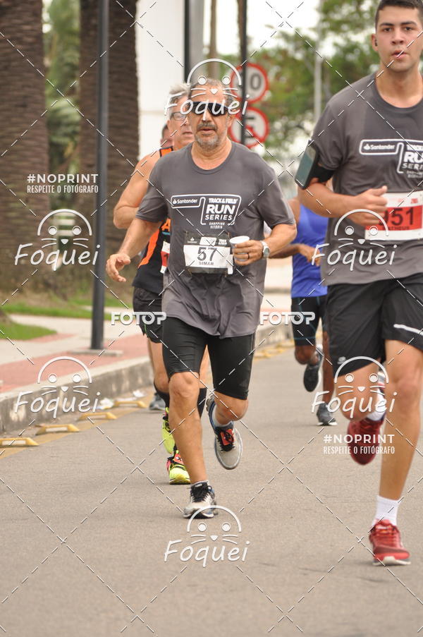 Buy your photos of the eventSantander Track&Field  Run Series - Shopping Vitria on Fotop