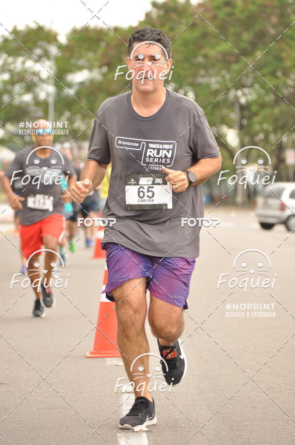 Buy your photos of the eventSantander Track&Field  Run Series - Shopping Vitria on Fotop