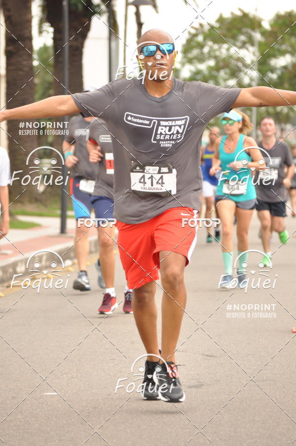 Buy your photos of the eventSantander Track&Field  Run Series - Shopping Vitria on Fotop