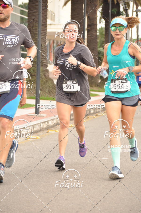Buy your photos of the eventSantander Track&Field  Run Series - Shopping Vitria on Fotop