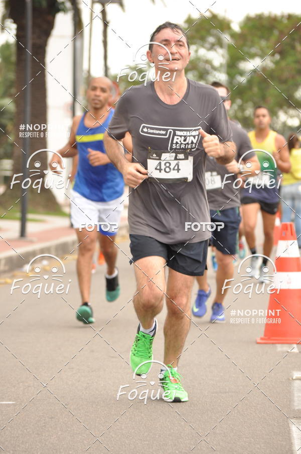 Buy your photos of the eventSantander Track&Field  Run Series - Shopping Vitria on Fotop