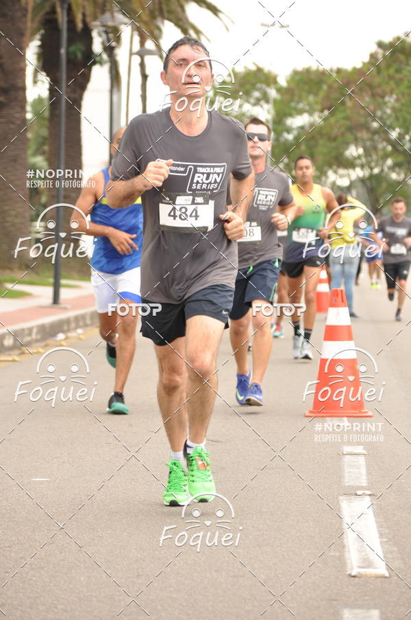 Buy your photos of the eventSantander Track&Field  Run Series - Shopping Vitria on Fotop