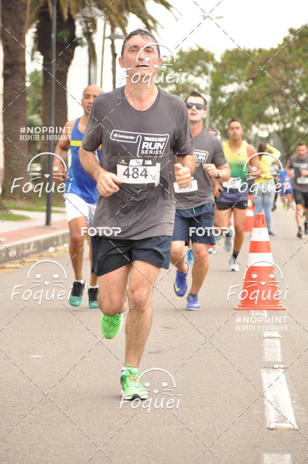 Buy your photos of the eventSantander Track&Field  Run Series - Shopping Vitria on Fotop