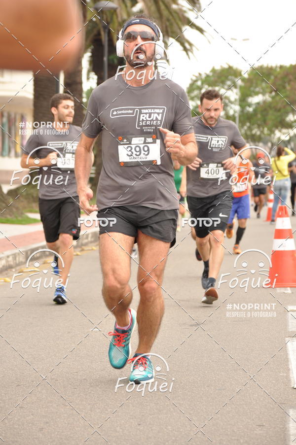 Buy your photos of the eventSantander Track&Field  Run Series - Shopping Vitria on Fotop