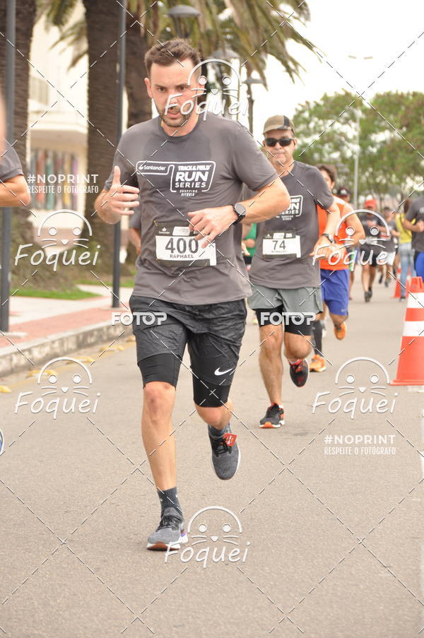 Buy your photos of the eventSantander Track&Field  Run Series - Shopping Vitria on Fotop
