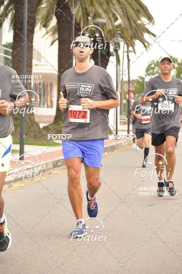 Buy your photos of the eventSantander Track&Field  Run Series - Shopping Vitria on Fotop