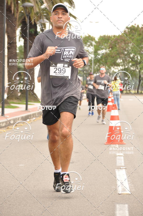 Buy your photos of the eventSantander Track&Field  Run Series - Shopping Vitria on Fotop