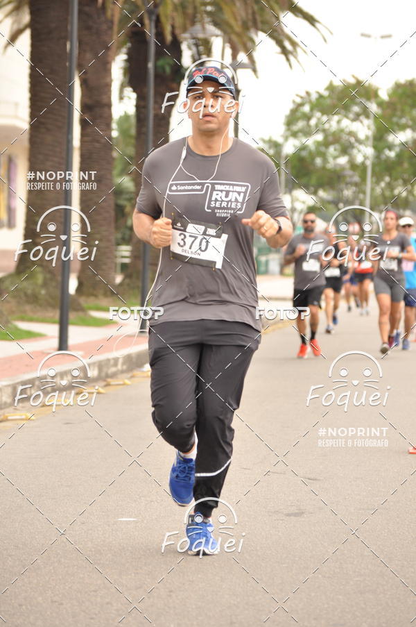 Buy your photos of the eventSantander Track&Field  Run Series - Shopping Vitria on Fotop