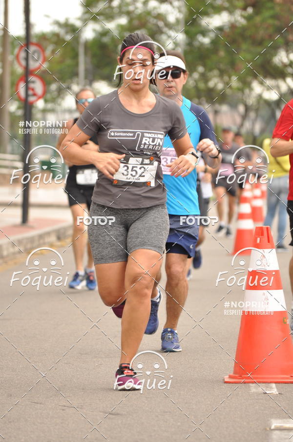 Buy your photos of the eventSantander Track&Field  Run Series - Shopping Vitria on Fotop