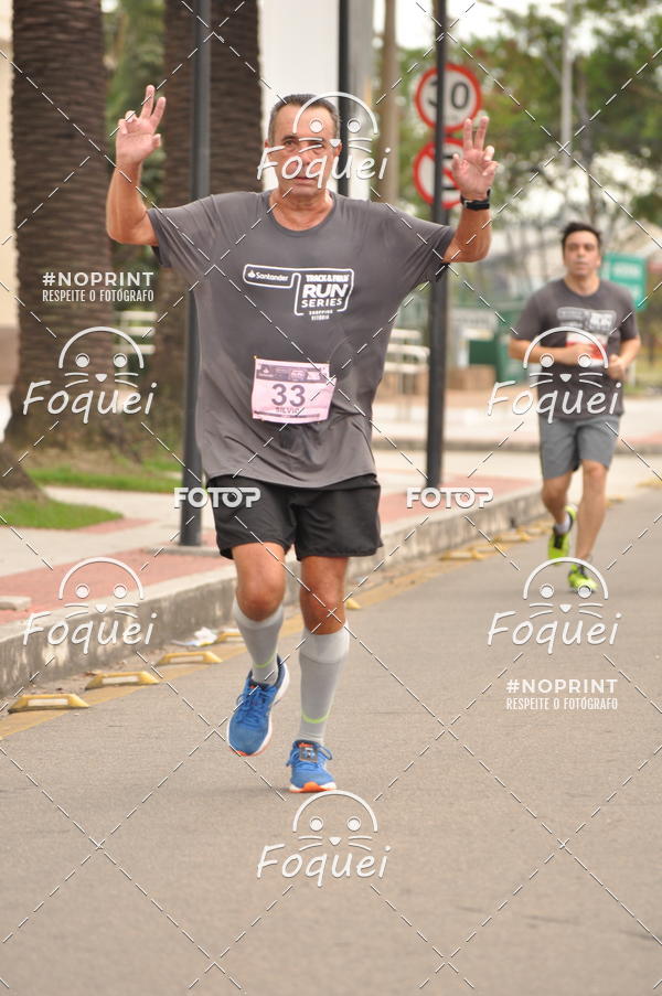 Buy your photos of the eventSantander Track&Field  Run Series - Shopping Vitria on Fotop