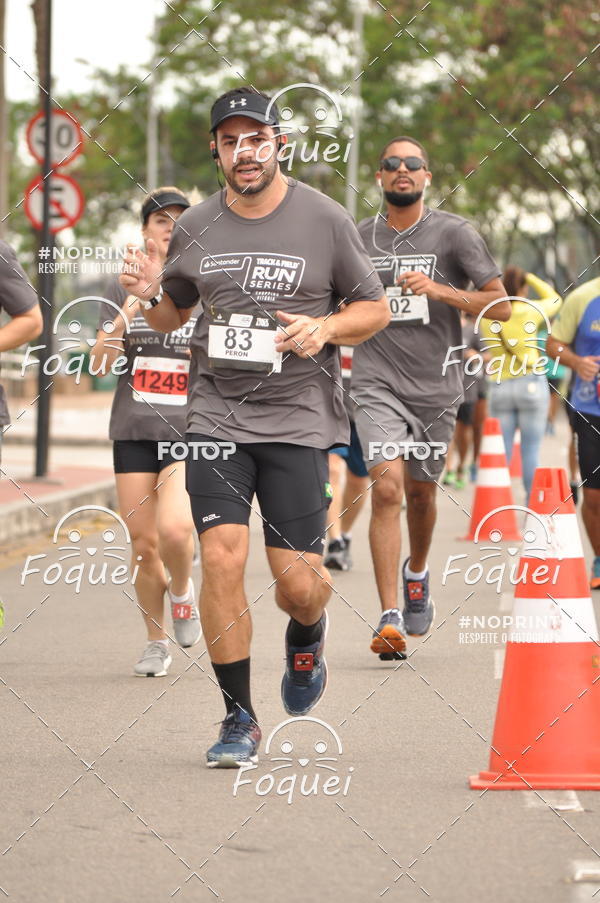 Buy your photos of the eventSantander Track&Field  Run Series - Shopping Vitria on Fotop