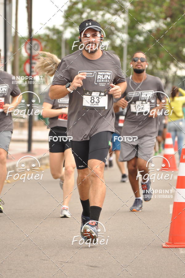 Buy your photos of the eventSantander Track&Field  Run Series - Shopping Vitria on Fotop