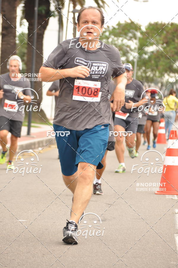 Buy your photos of the eventSantander Track&Field  Run Series - Shopping Vitria on Fotop
