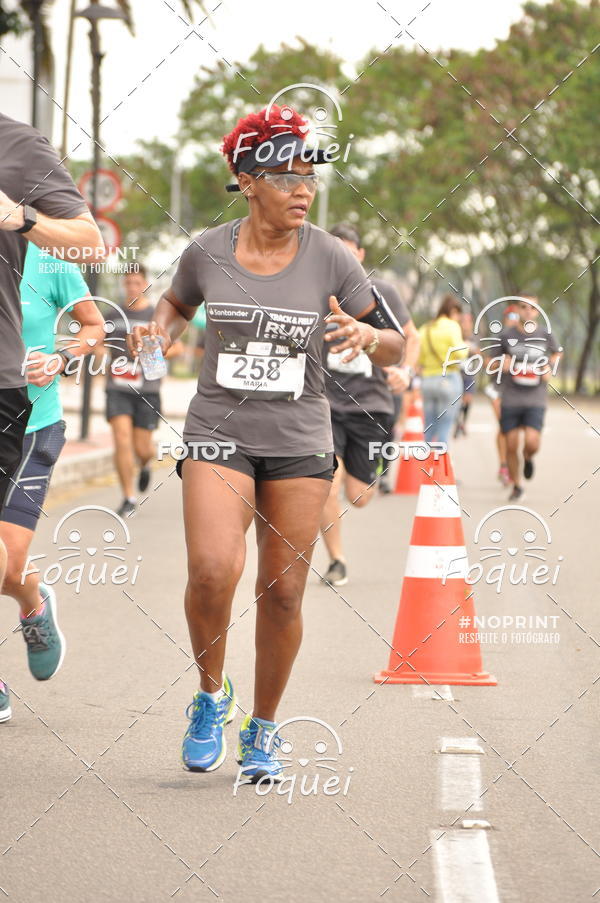 Buy your photos of the eventSantander Track&Field  Run Series - Shopping Vitria on Fotop