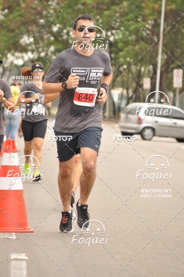 Buy your photos of the eventSantander Track&Field  Run Series - Shopping Vitria on Fotop