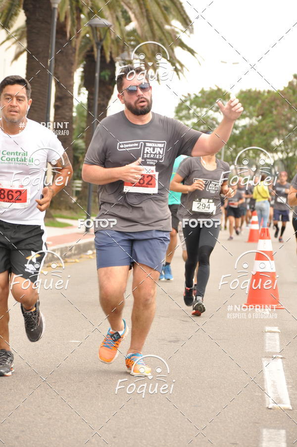 Buy your photos of the eventSantander Track&Field  Run Series - Shopping Vitria on Fotop