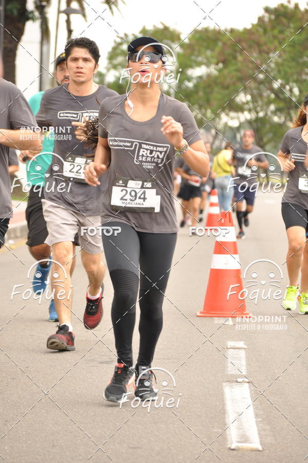 Buy your photos of the eventSantander Track&Field  Run Series - Shopping Vitria on Fotop