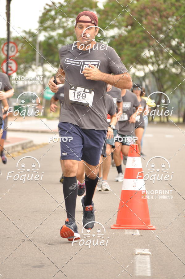 Buy your photos of the eventSantander Track&Field  Run Series - Shopping Vitria on Fotop