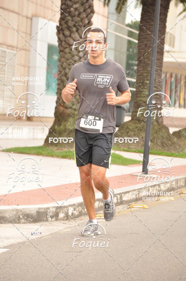 Buy your photos of the eventSantander Track&Field  Run Series - Shopping Vitria on Fotop