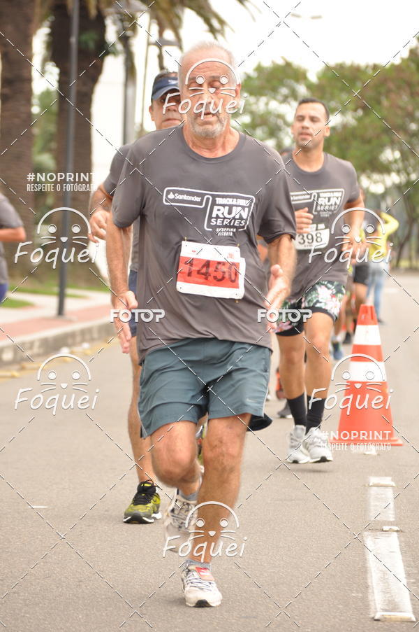 Buy your photos of the eventSantander Track&Field  Run Series - Shopping Vitria on Fotop