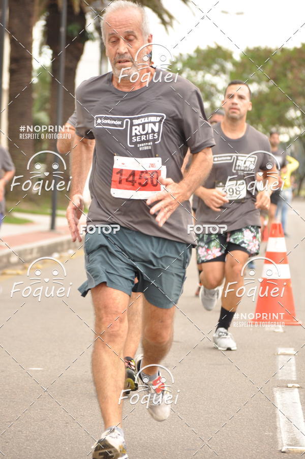 Buy your photos of the eventSantander Track&Field  Run Series - Shopping Vitria on Fotop