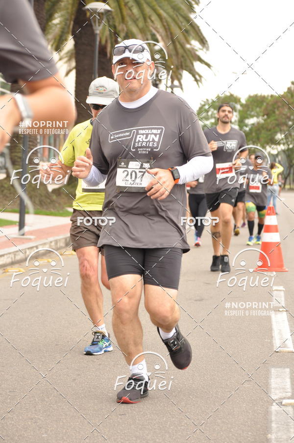 Buy your photos of the eventSantander Track&Field  Run Series - Shopping Vitria on Fotop