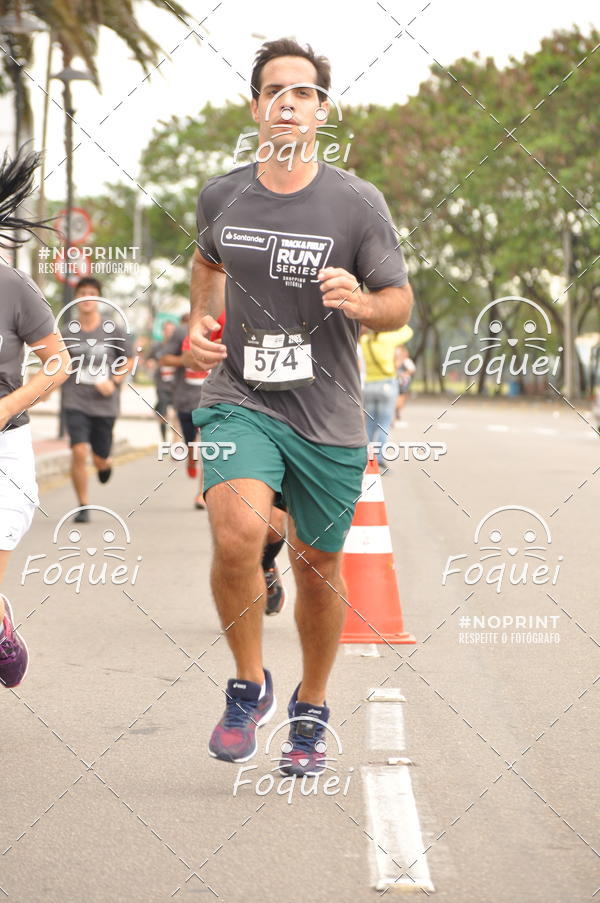 Buy your photos of the eventSantander Track&Field  Run Series - Shopping Vitria on Fotop